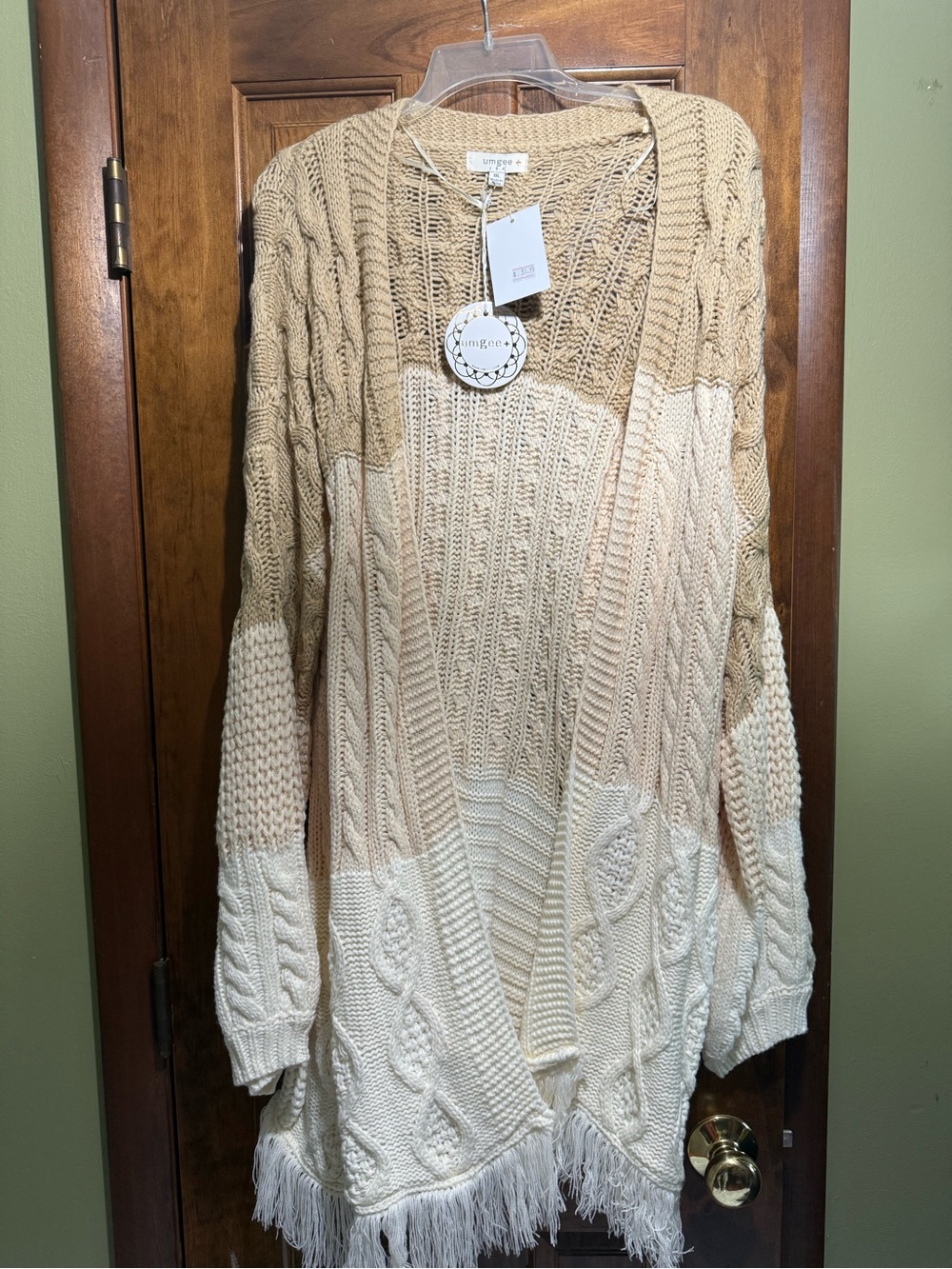 Umgee Two-Tone Fringe Cable Knit Open Cardigan - Cream & Tan